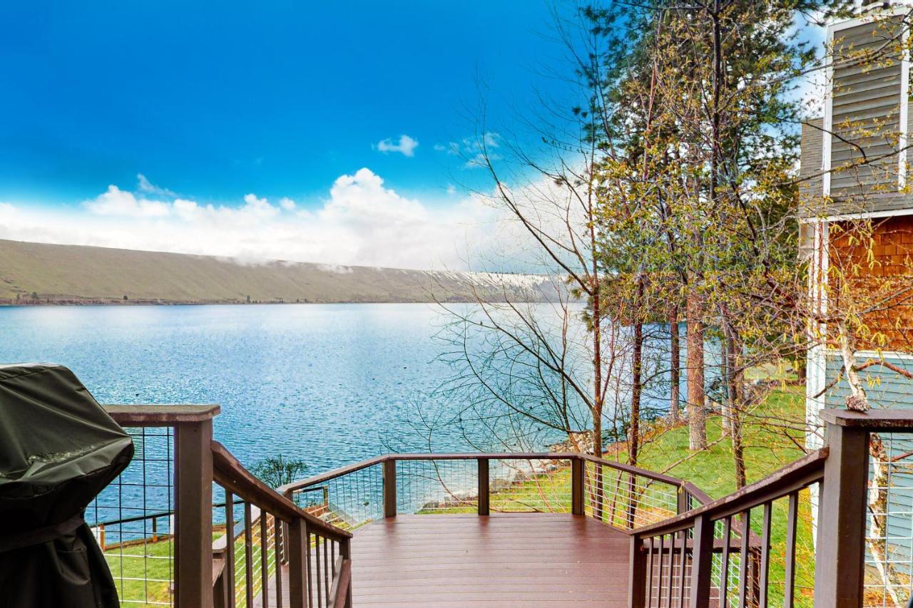 The Treehouse Villa Joseph Exterior photo