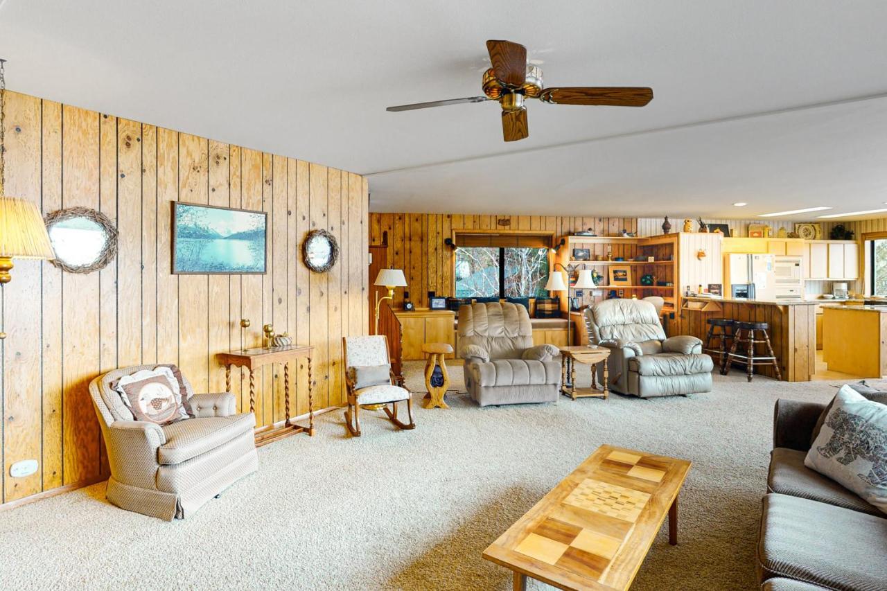 The Treehouse Villa Joseph Exterior photo